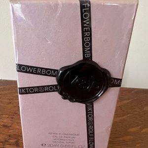 Victor Rolf Petite Flowerbomb 20ml